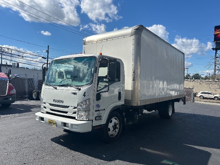 2021 Isuzu NQR in North Bergen, NJ — photo 3