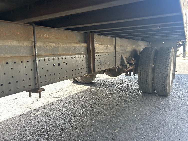 2021 Isuzu NQR in North Bergen, NJ — photo 5