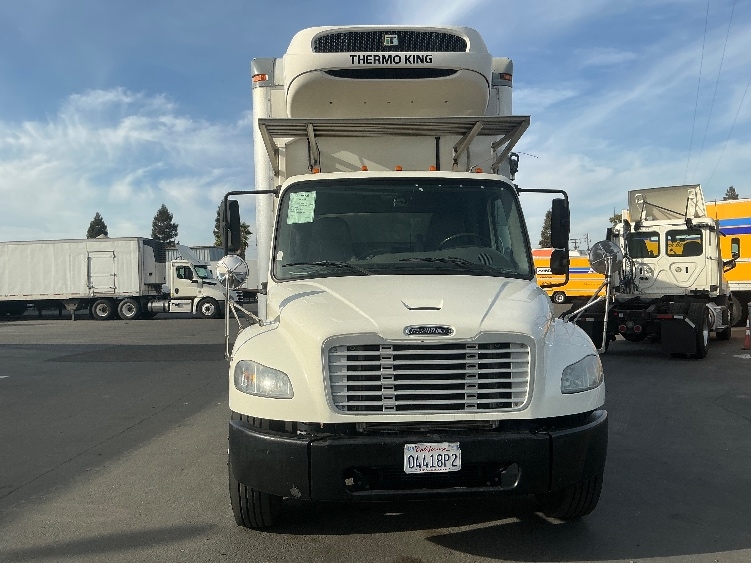 2016 Freightliner eM2 in West Sacramento, CA — photo 2