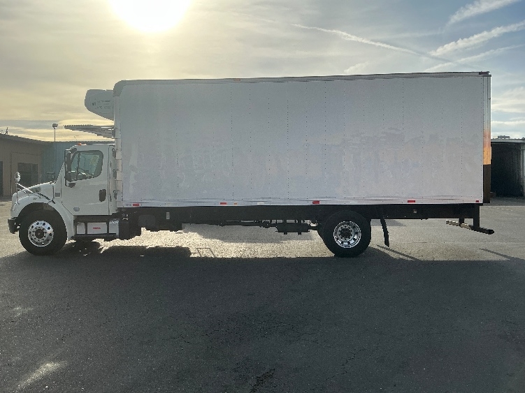 2016 Freightliner eM2 in West Sacramento, CA — photo 4