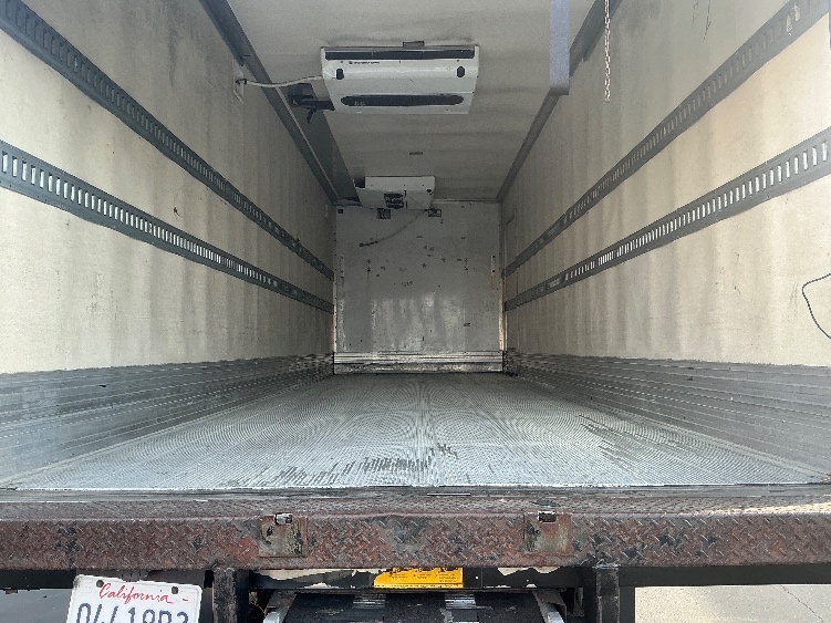 2016 Freightliner eM2 in West Sacramento, CA — photo 8