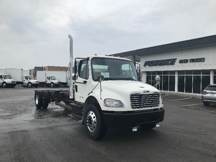2016 Freightliner eM2 in Kansas City, MO
