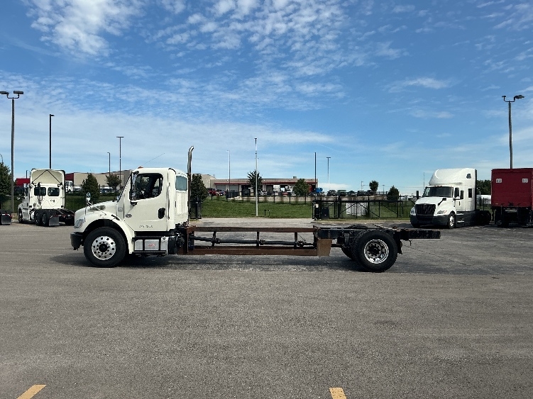 2016 Freightliner eM2 in Kansas City, MO — photo 4