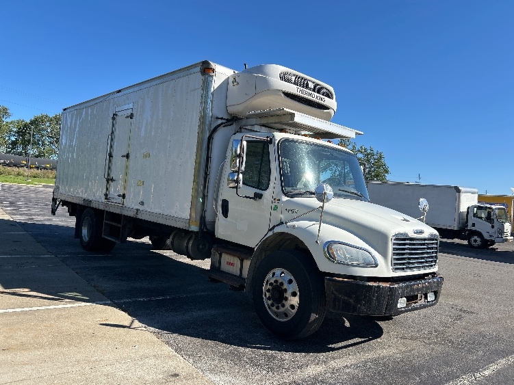 2016 Freightliner eM2 in Fredonia, NY — photo 3
