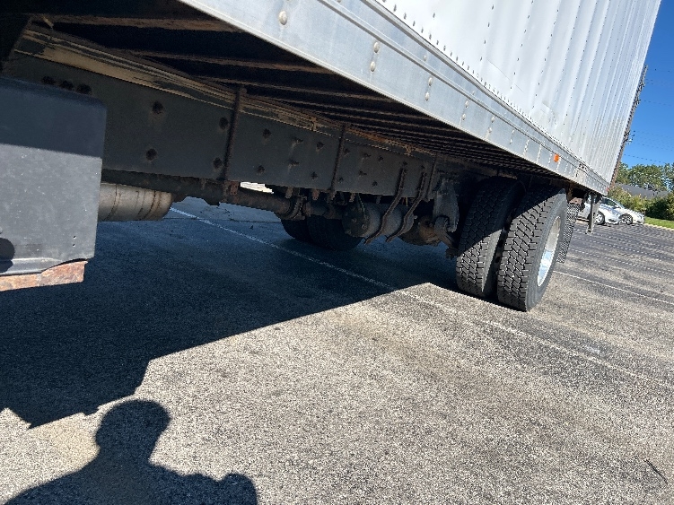 2016 Freightliner eM2 in Fredonia, NY — photo 5