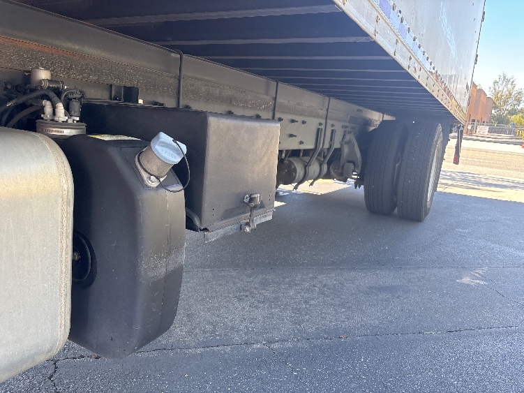 2016 Freightliner eM2 in Torrance, CA — photo 5