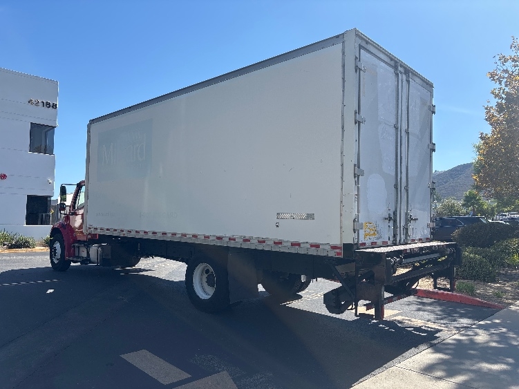 2016 Freightliner eM2 in Torrance, CA — photo 6