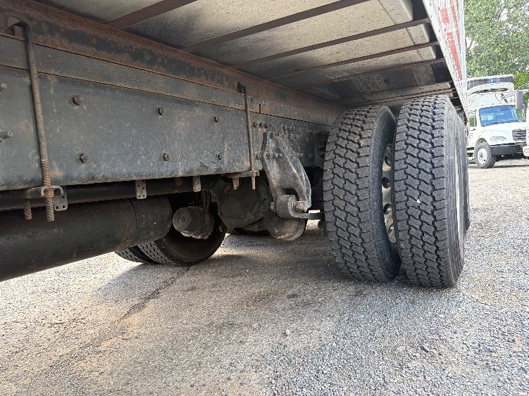2017 Freightliner eM2 in Alexandria, VA — photo 5