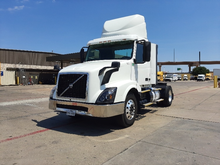 2017 Volvo in Fort Worth, TX — photo 3