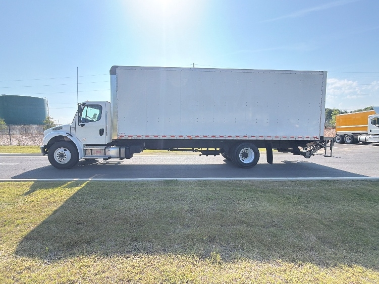 2023 Freightliner eM2 in Shreveport, LA — photo 4