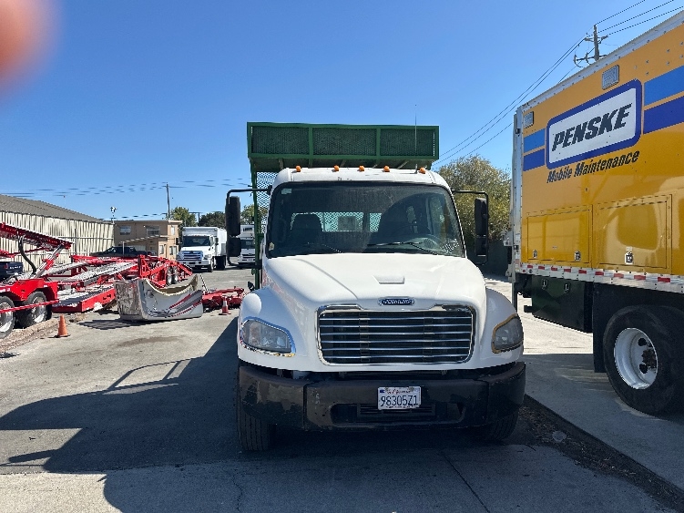 2017 Freightliner eM2 in West Sacramento, CA — photo 2