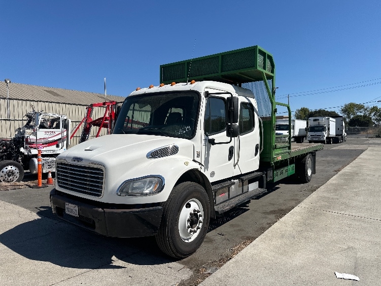 2017 Freightliner eM2 in West Sacramento, CA — photo 3