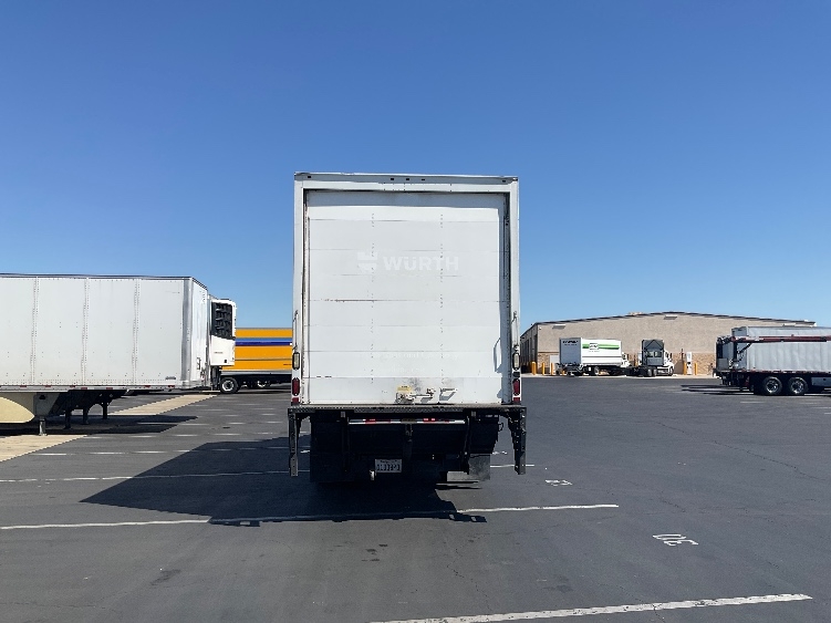 2017 Freightliner eM2 in Torrance, CA — photo 7
