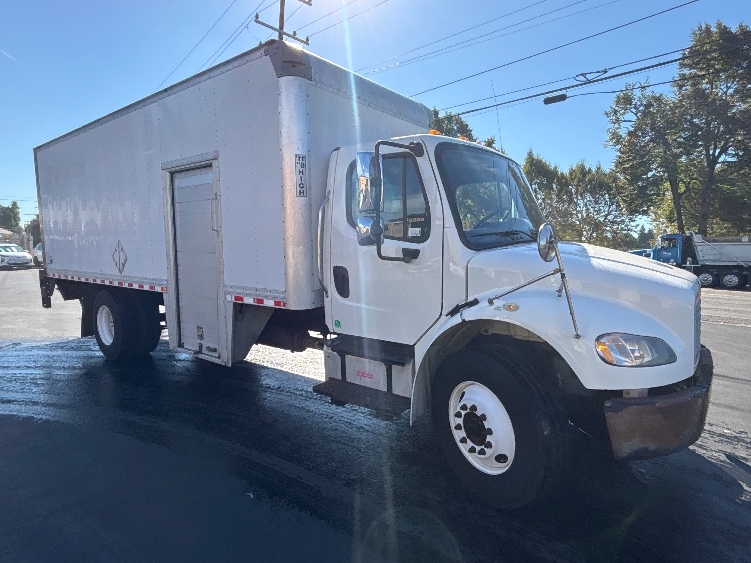 2017 Freightliner eM2
