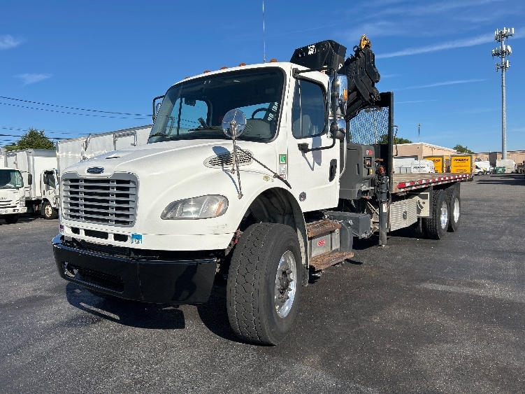 2018 Freightliner eM2 in West Babylon, NY — photo 3