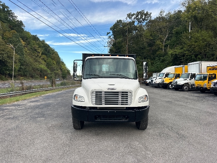 2018 Freightliner eM2 in Cleveland, TN — photo 2