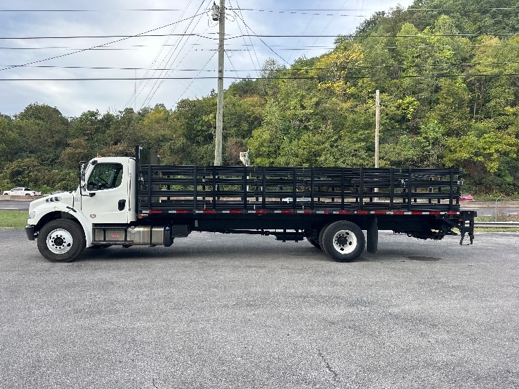 2018 Freightliner eM2 in Cleveland, TN — photo 4