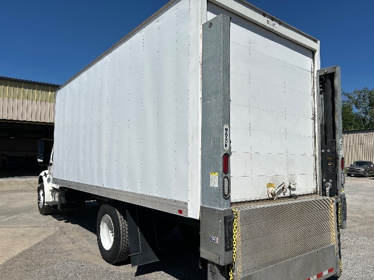 2018 Freightliner eM2 in Hueytown, AL — photo 6