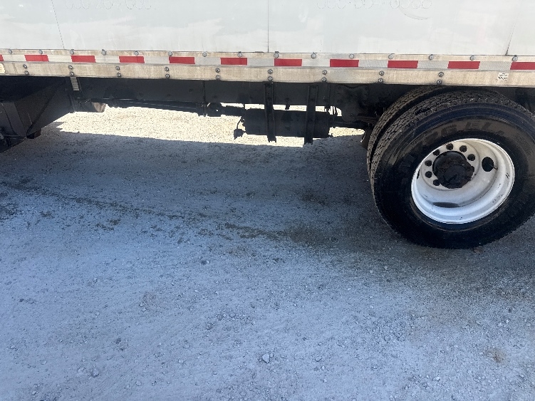 2023 Freightliner eM2 in Huntington, WV — photo 5