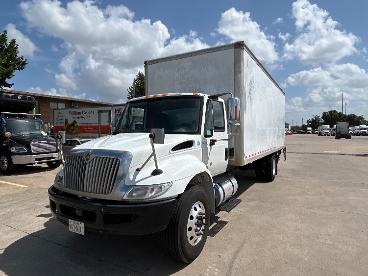 2018 International 4300 in San Antonio, TX — photo 3