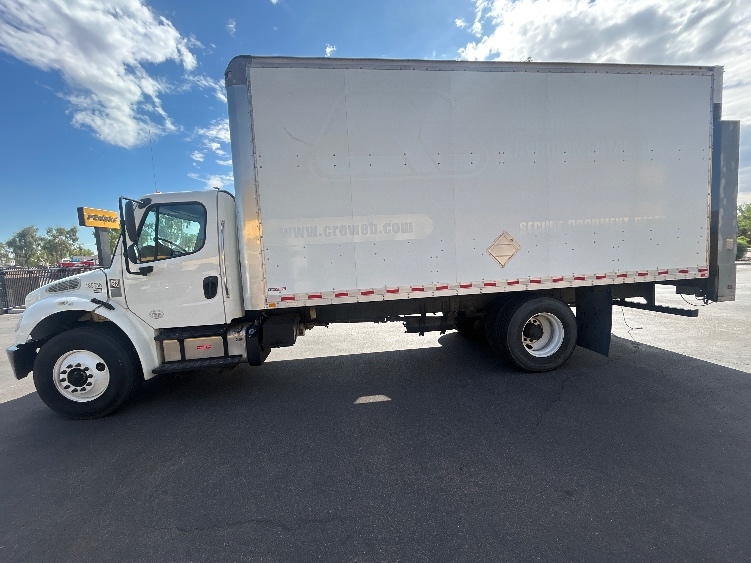 2018 Freightliner eM2 in Phoenix, AZ — photo 4