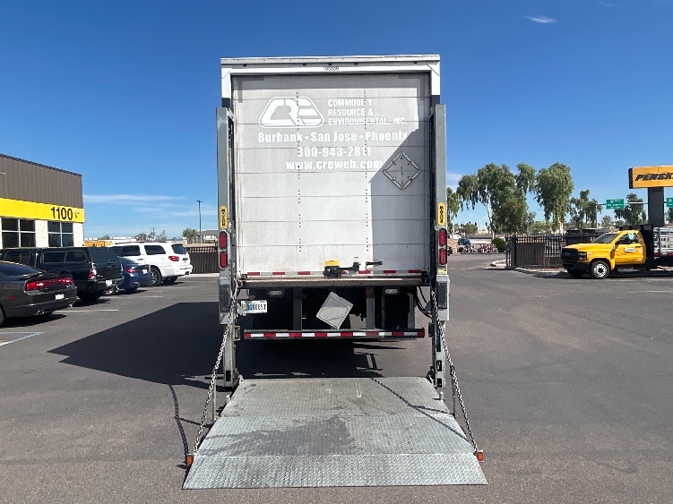 2018 Freightliner eM2 in Phoenix, AZ — photo 7