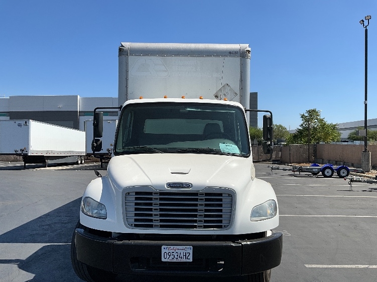 2018 Freightliner eM2 in Torrance, CA — photo 2
