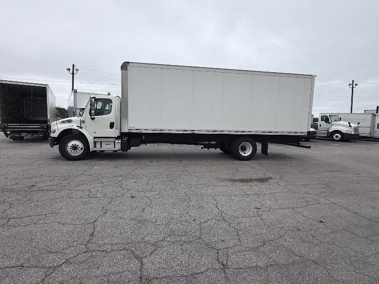 2023 Freightliner eM2 in Forest Park, GA — photo 4