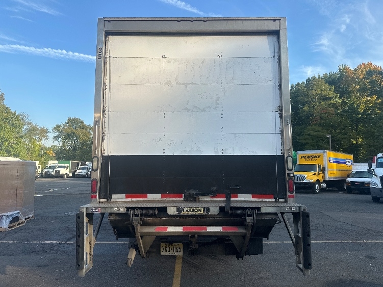 2017 Hino 268 in Dayton, NJ — photo 7