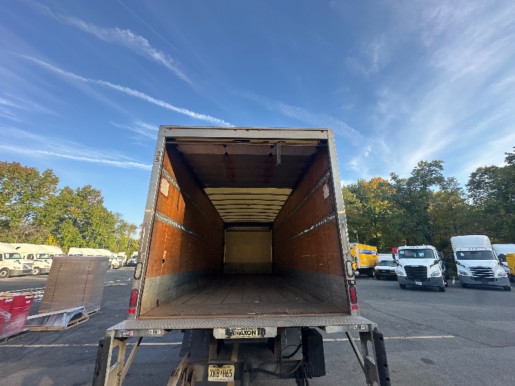 2017 Hino 268 in Dayton, NJ — photo 8