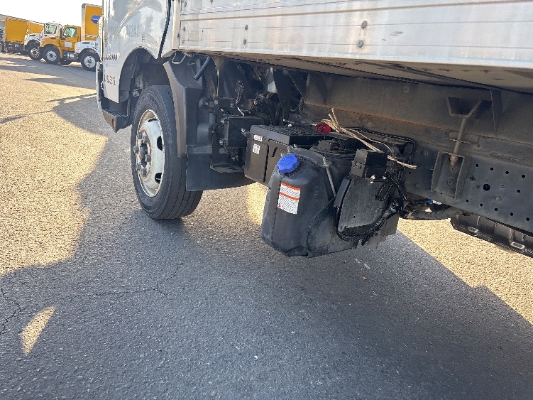 2018 Hino 195 in West Sacramento, CA — photo 5