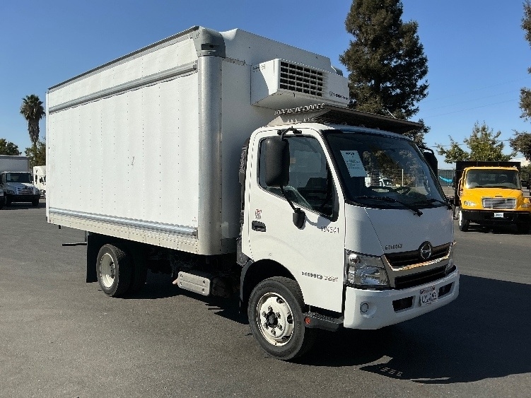 2018 Hino 195