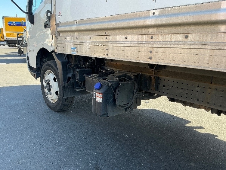 2018 Hino 195 in West Sacramento, CA — photo 5