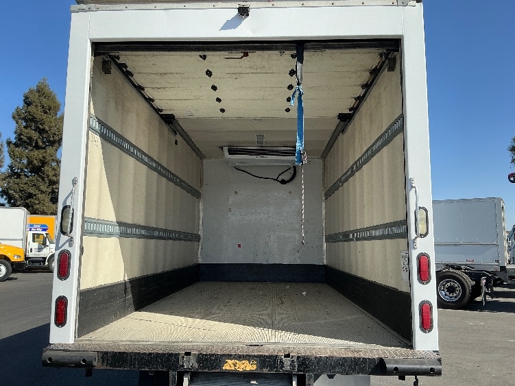 2018 Hino 195 in West Sacramento, CA — photo 8