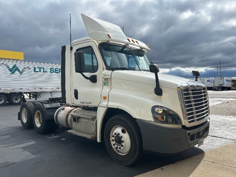 2018 Freightliner Cascadia in Milwaukee, WI