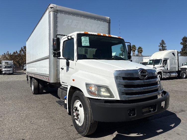 2018 Hino 268 in West Sacramento, CA