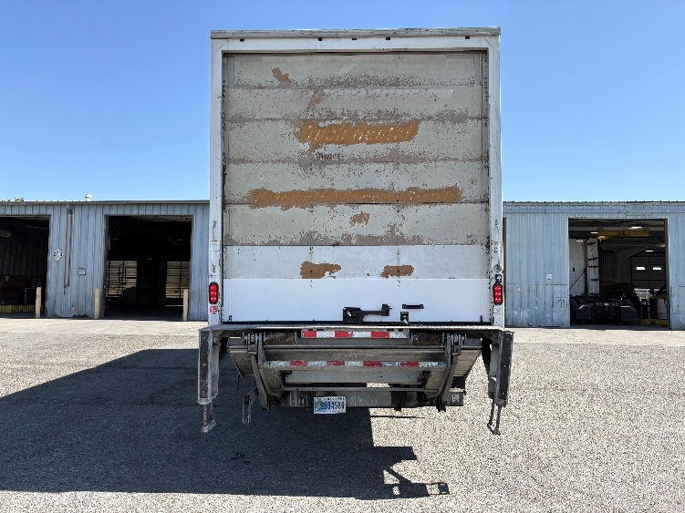 2018 Hino 268 in West Sacramento, CA — photo 7