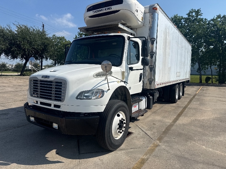 2019 Freightliner eM2 in Houston, TX — photo 3