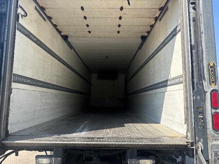 2019 Freightliner eM2 in Houston, TX — photo 8