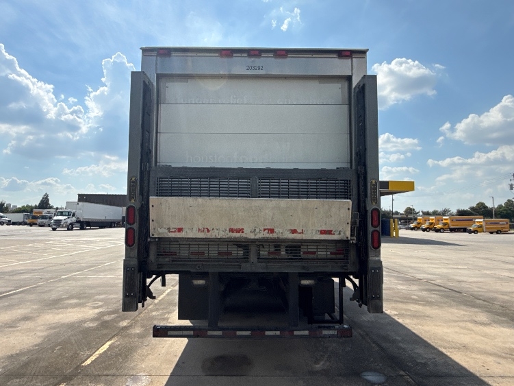 2019 Freightliner eM2 in Houston, TX — photo 7