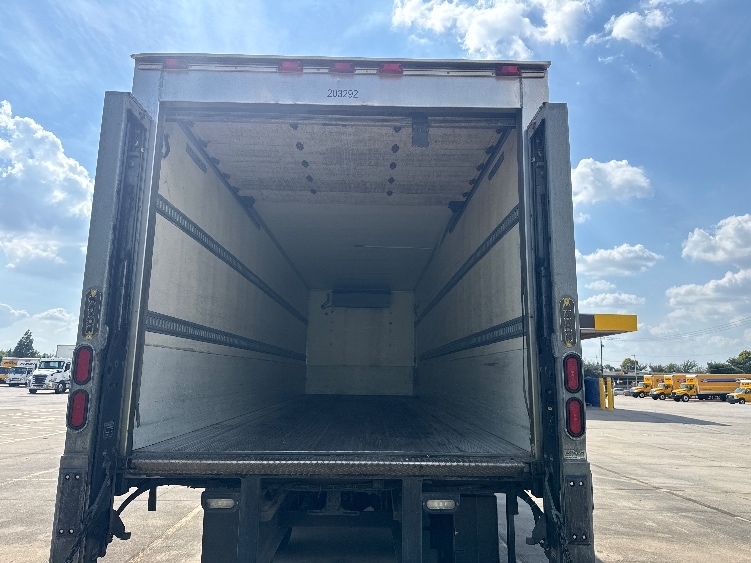 2019 Freightliner eM2 in Houston, TX — photo 8