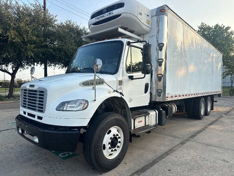 2019 Freightliner eM2 in Houston, TX — photo 3