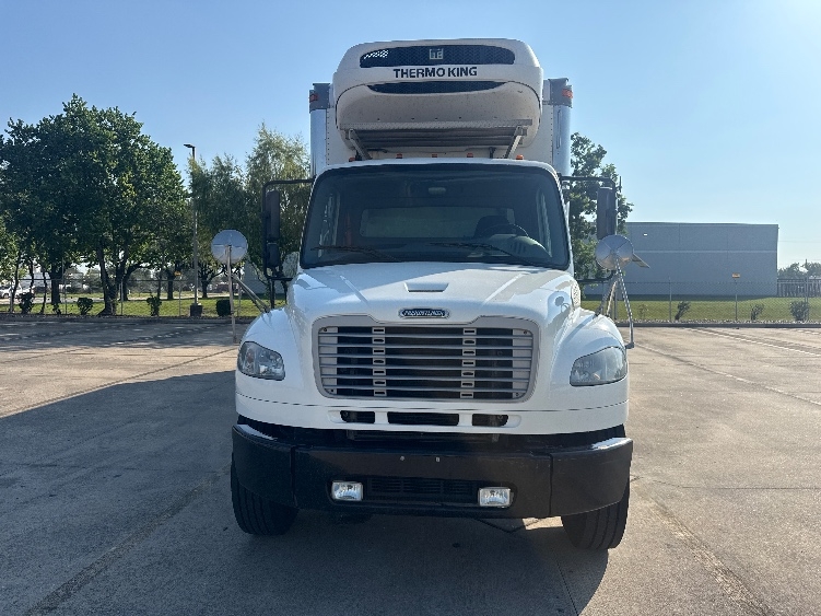 2019 Freightliner eM2 in Houston, TX — photo 2