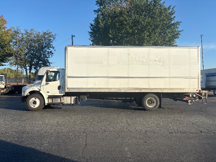 2018 Freightliner eM2 in Concord, NC — photo 4