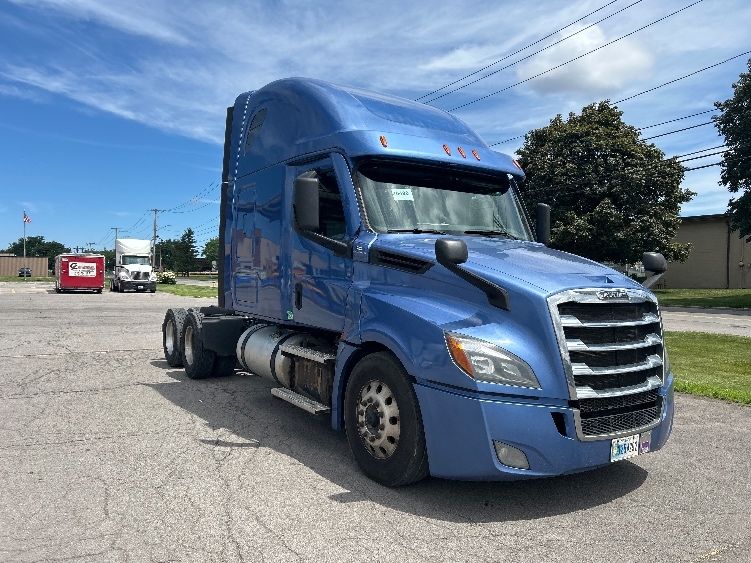 2020 Freightliner Cascadia in Fredonia, NY