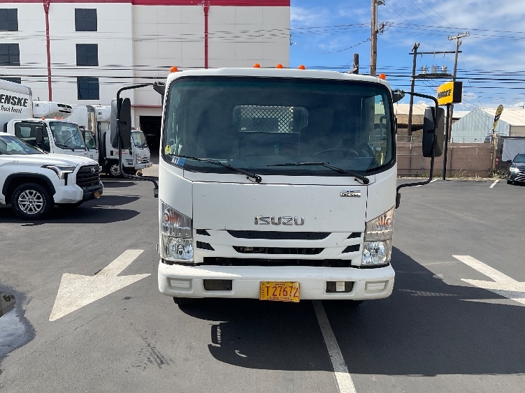 2018 Isuzu NQR in La Mirada, CA — photo 2