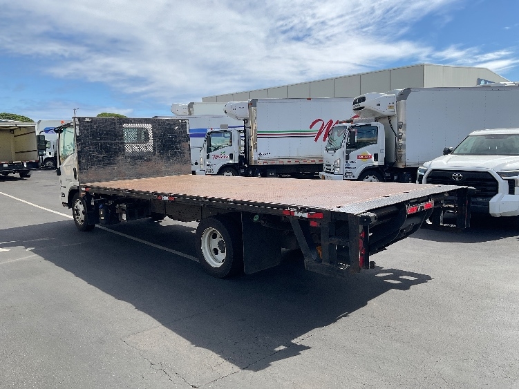 2018 Isuzu NQR in La Mirada, CA — photo 6