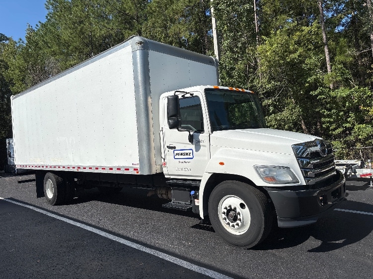 2023 Hino L6