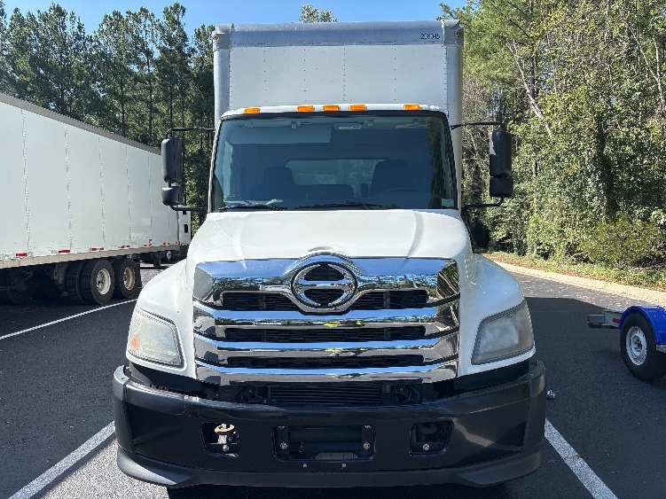 2023 Hino L6 in Fort Myers, FL — photo 2