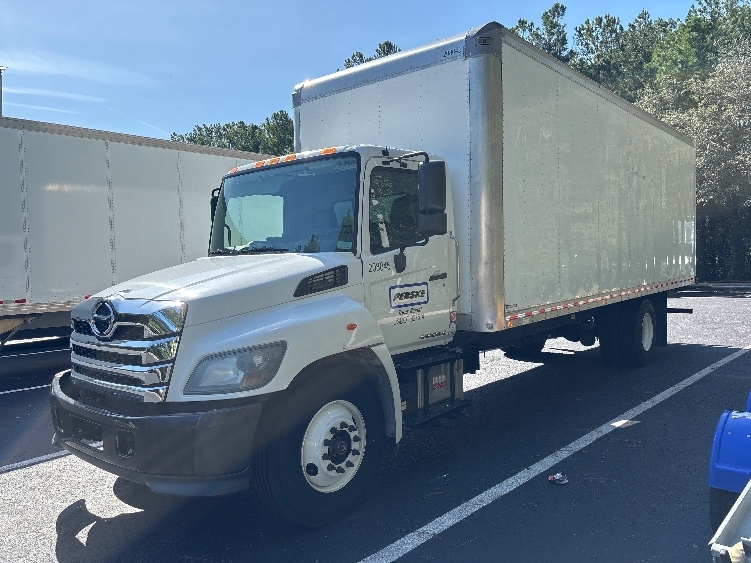 2023 Hino L6 in Fort Myers, FL — photo 3